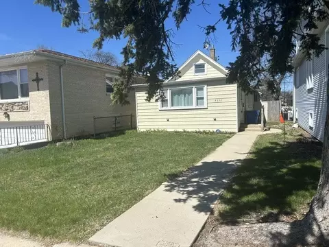 6238 W Eastwood Ave, Chicago, IL 60630