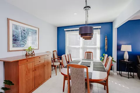 1095 Lancaster Ct, Hoffman Estates, IL 60169 photo 5