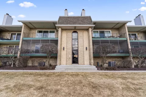 15712 S Sunset Ridge Ct #1N, Orland Park, IL 60462