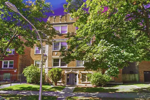 8012 S Essex Ave #3S, Chicago, IL 60617