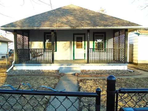2803 Dubuque St, Davenport, IA 52803