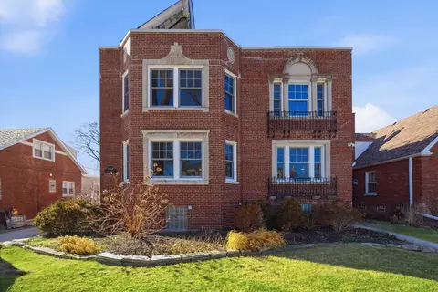 9908 S Bell Ave, Chicago, IL 60643