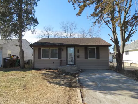 409 S Hebbard St, Joliet, IL 60433