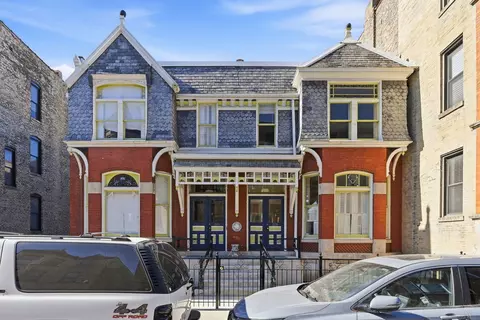 2428 N Geneva Ter, Chicago, IL 60614