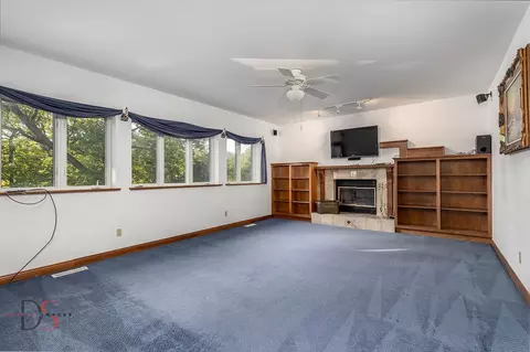 Living - 705 Cedar Ct, Varna, IL 61375 photo 1 of 1