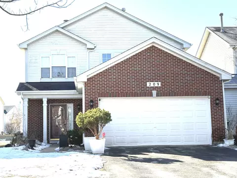 209 W Norwell Ln, Round Lake, IL 60073
