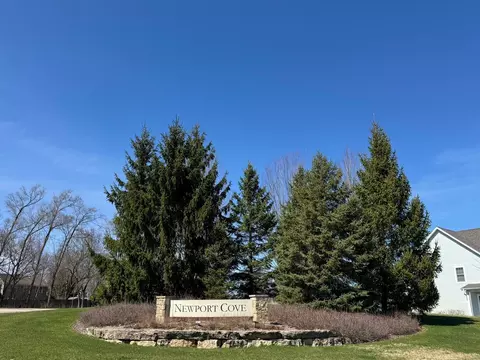 40441 N South Newport Dr, Antioch, IL 60002