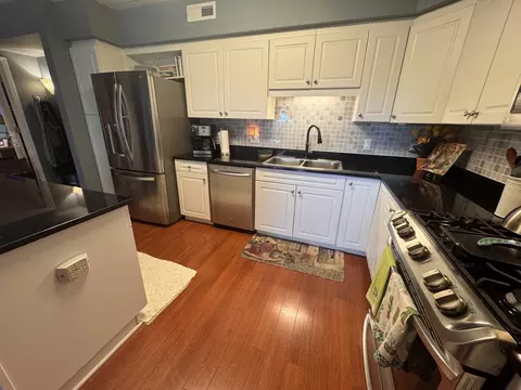 Kitchen - 1378 Perry St #412, Des Plaines, IL 60016 photo 6 of 6