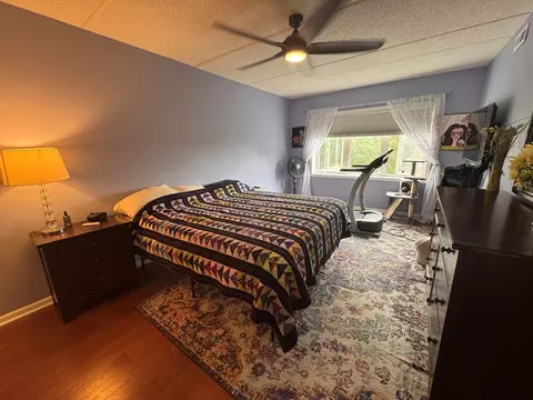 Bedroom - 1378 Perry St #412, Des Plaines, IL 60016 photo 4 of 6