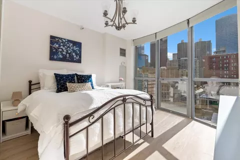 Bedroom - Undisclosed, Chicago, IL 60654 photo 1 of 2