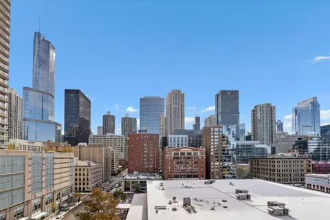 View/Area - Undisclosed, Chicago, IL 60654 photo 1 of 1