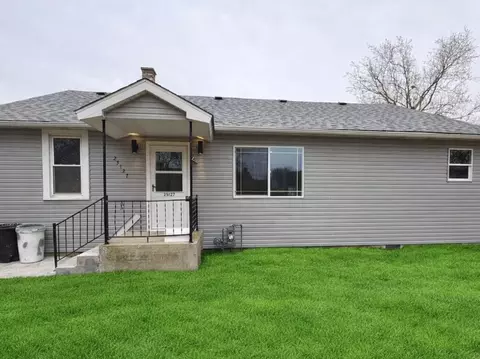 25127 S Tryon St, Channahon, IL 60410