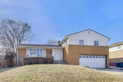 1640 Channing Ct, Melrose Park, IL 60160