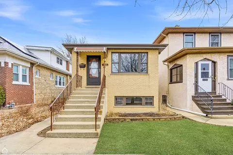 1170 S East Ave, Oak Park, IL 60304