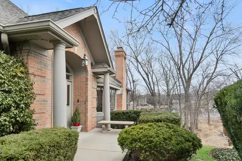 1186 Willowgate Ln, Saint Charles, IL 60174