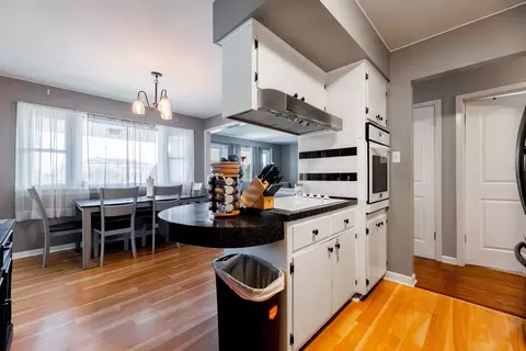 Kitchen - 7712 S Oketo Ave, Bridgeview, IL 60455 photo 5 of 5