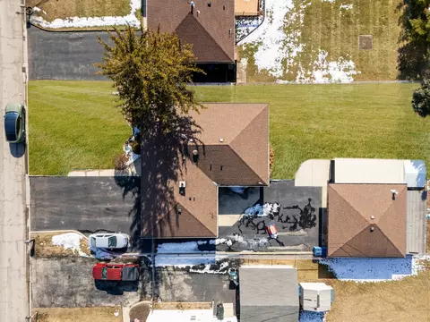 View/Area - 7712 S Oketo Ave, Bridgeview, IL 60455 photo 2 of 4