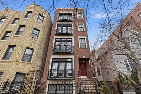 3504 N Fremont St #2, Chicago, IL 60657