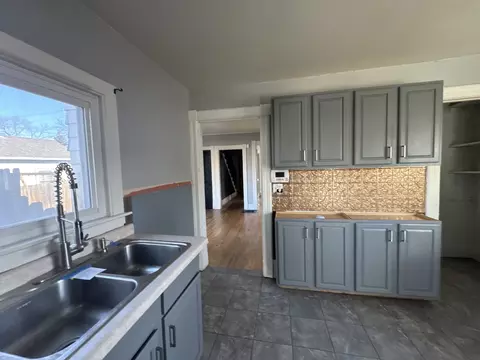 Kitchen - 522 E Superior St, Ottawa, IL 61350 photo 1 of 1