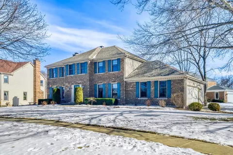 Exterior - 3881 Bordeaux Dr, Hoffman Estates, IL 60192 photo 9 of 10