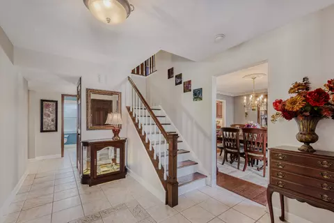 Entry Way - 3881 Bordeaux Dr, Hoffman Estates, IL 60192 photo 1 of 1