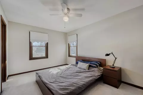 Bedroom - 3881 Bordeaux Dr, Hoffman Estates, IL 60192 photo 5 of 6