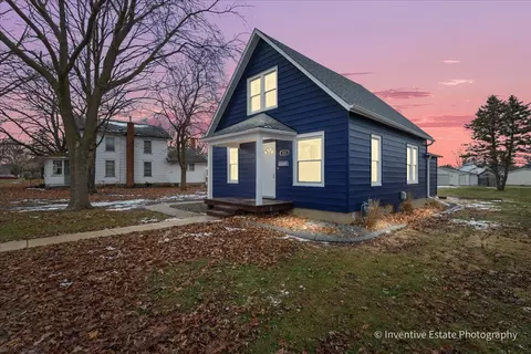 222 W South St, Dwight, IL 60420