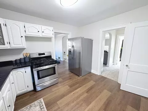 Kitchen - 2431 28th St, Moline, IL 61265 photo 2 of 3