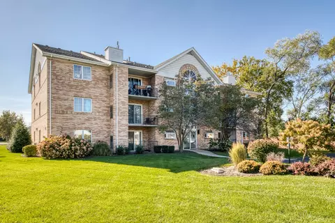 18310 Robin Ln #D2, Homewood, IL 60430