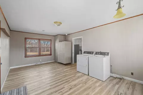 Other - 401 Oak Dr, Roberts, IL 60962 photo 7 of 7