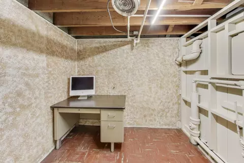 Other - 1048 E Walnut Ave, Des Plaines, IL 60016 photo 9 of 10