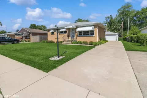 Undisclosed, Mount Prospect, IL 60056