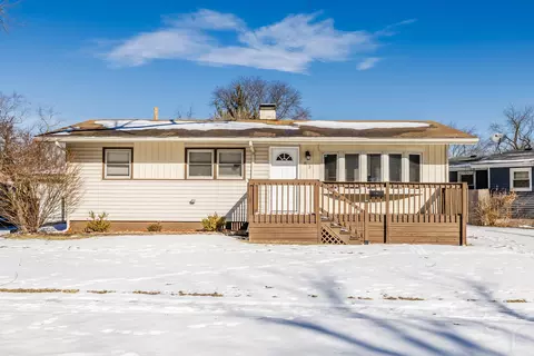 83 Indianwood Dr, Thornton, IL 60476