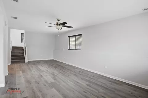 Living - 14528 Kolin Ave, Midlothian, IL 60445 photo 4 of 4