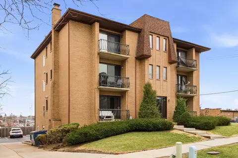 14655 Lamon Ave #2N, Midlothian, IL 60445