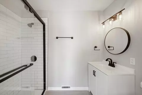 Bath - 1024 W Walnut St, Kankakee, IL 60901 photo 1 of 3