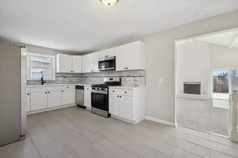 Kitchen - 1024 W Walnut St, Kankakee, IL 60901 photo 1 of 1