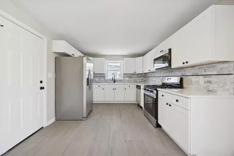 Other - 1024 W Walnut St, Kankakee, IL 60901 photo 1 of 10
