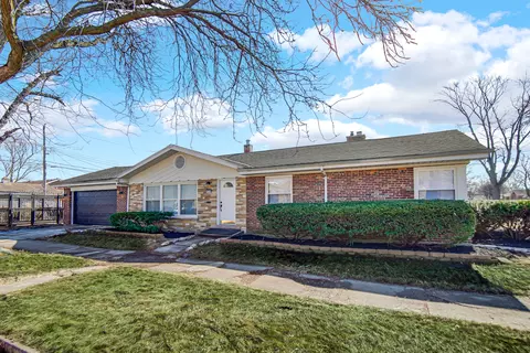 11701 S Campbell Ave, Chicago, IL 60655