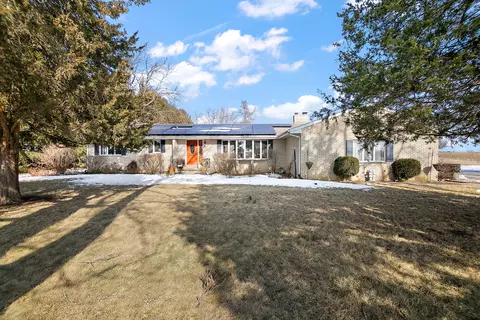 17349 E 9000n Rd, Grant Park, IL 60940