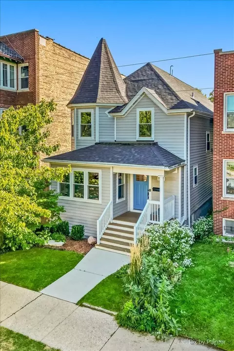 1531 W Granville Ave, Chicago, IL 60660