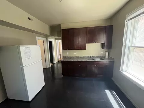 Kitchen - 6916 S Lowe Ave, Chicago, IL 60621 photo 2 of 4