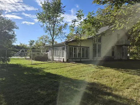 Exterior - 1663 E Rietveld Dr, Crete, IL 60417 photo 11 of 16
