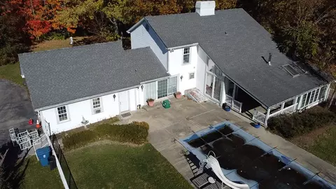 View/Area - 1663 E Rietveld Dr, Crete, IL 60417 photo 1 of 2