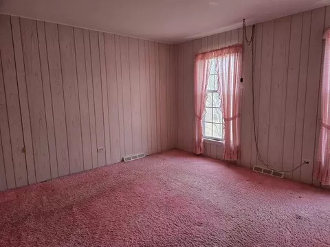 Bedroom - 1663 E Rietveld Dr, Crete, IL 60417 photo 2 of 7