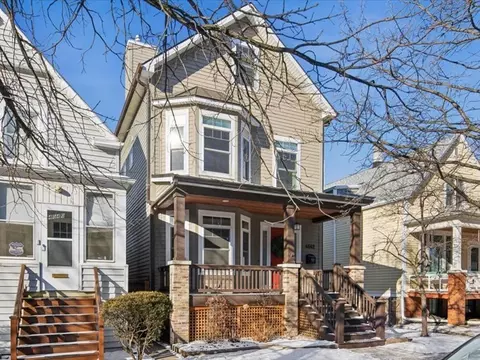 4542 N Leavitt St, Chicago, IL 60625