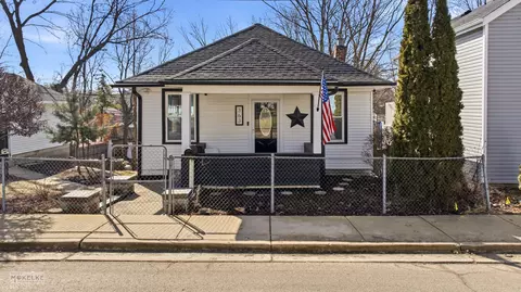 363 Franklin Blvd, Elgin, IL 60120