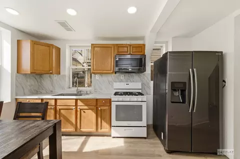 Kitchen - 363 Franklin Blvd, Elgin, IL 60120 photo 2 of 2
