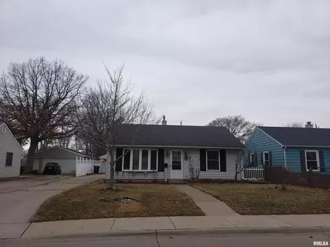 2330 45th St, Rock Island, IL 61201