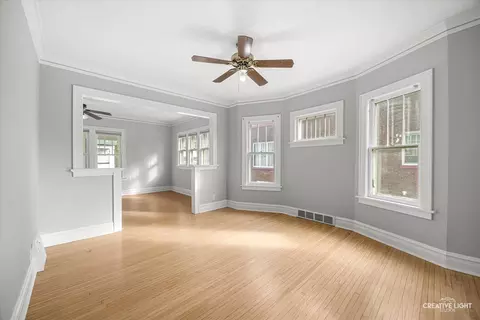 Living - 408 Bowen Ct, Elgin, IL 60120 photo 4 of 4